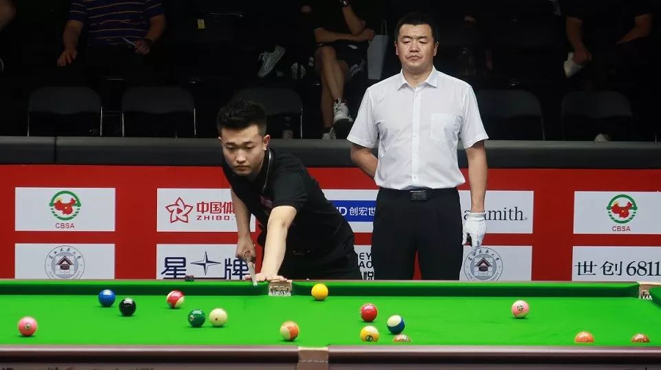 借顽强的防 借顽强的防